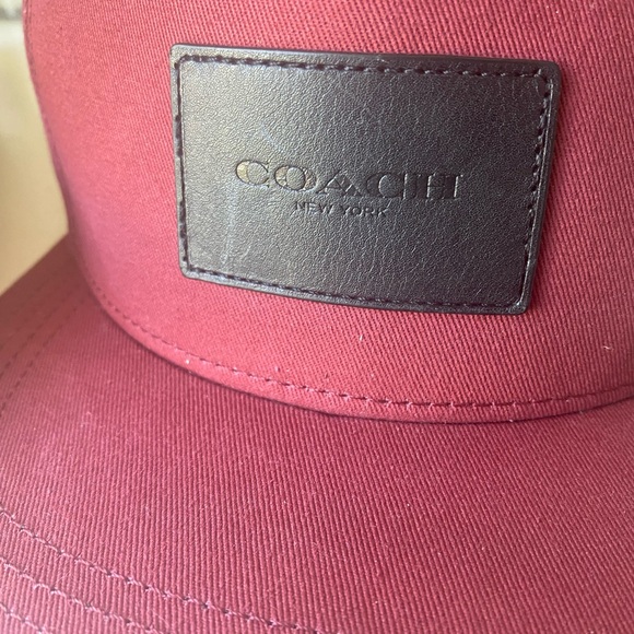 Coach Burgandy cap - Picture 2 of 7